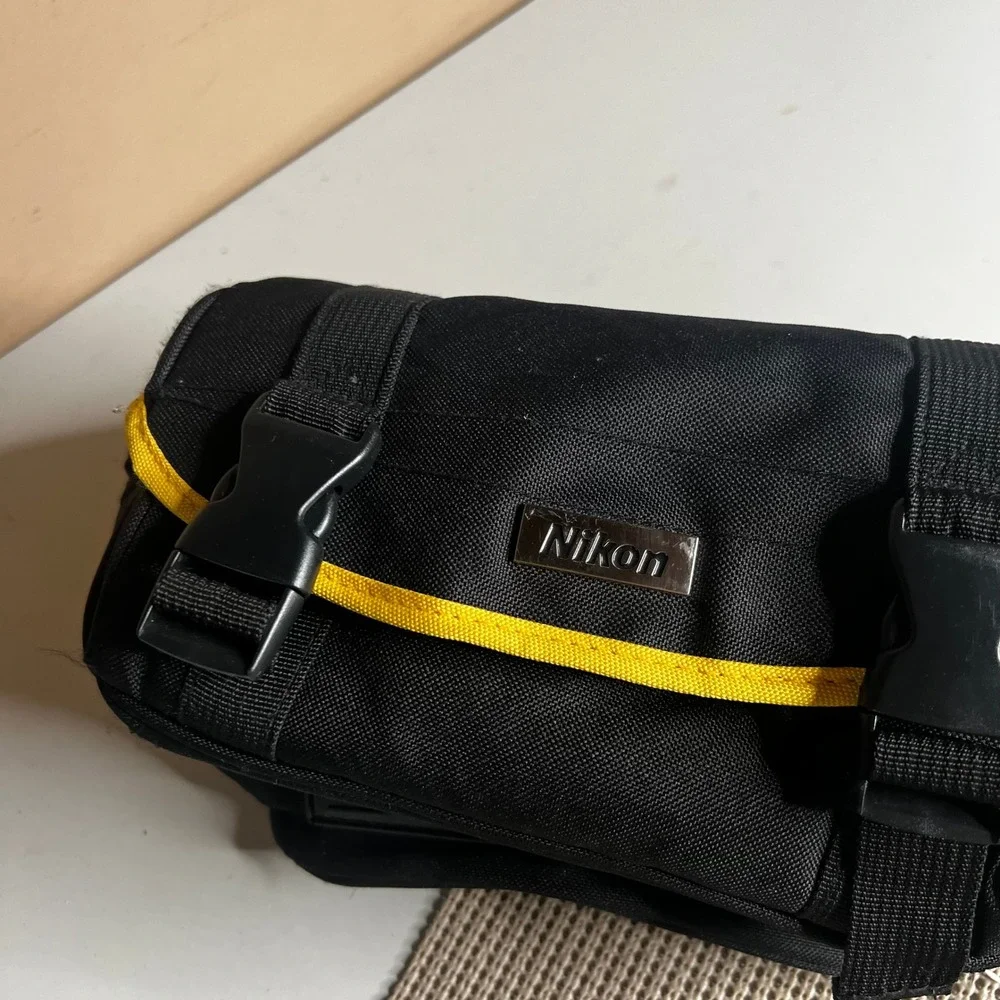 Nikon Camera Messenger Bag Black Yellow Canvas Padded Shoulder Strap Case
